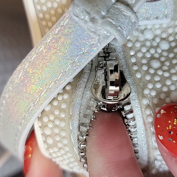 NWT Betsey Johnson Boo-Tiful Ghoul Ghost Cross Body Bag - Picture 5 of 8